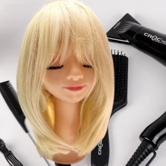 NWT Blonde Bob Wig with Bangs Synthetic Fibers Wig - Picture 8 of 8